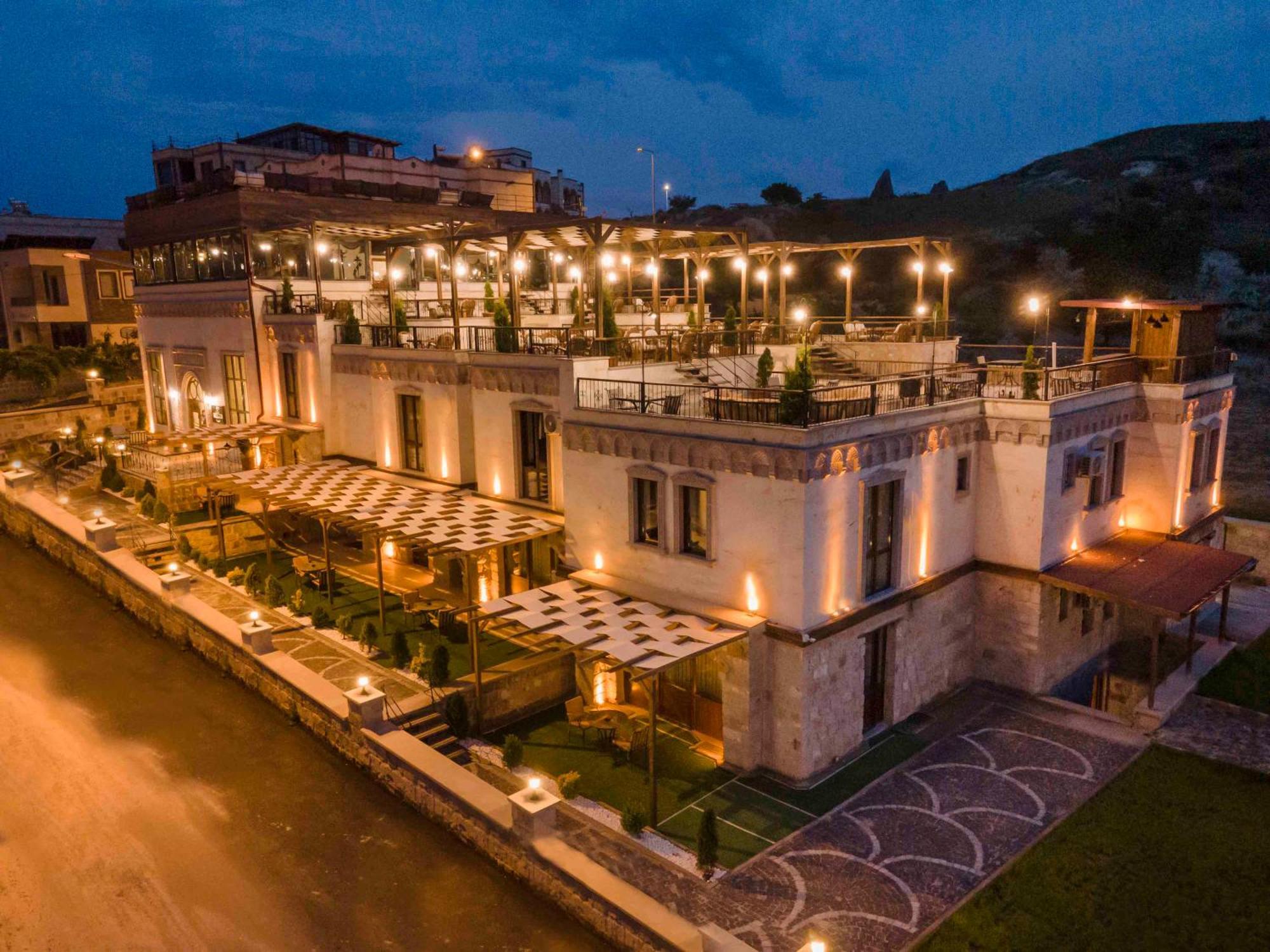 Garden Suites Hotel Cappadocia Гьореме Екстериор снимка