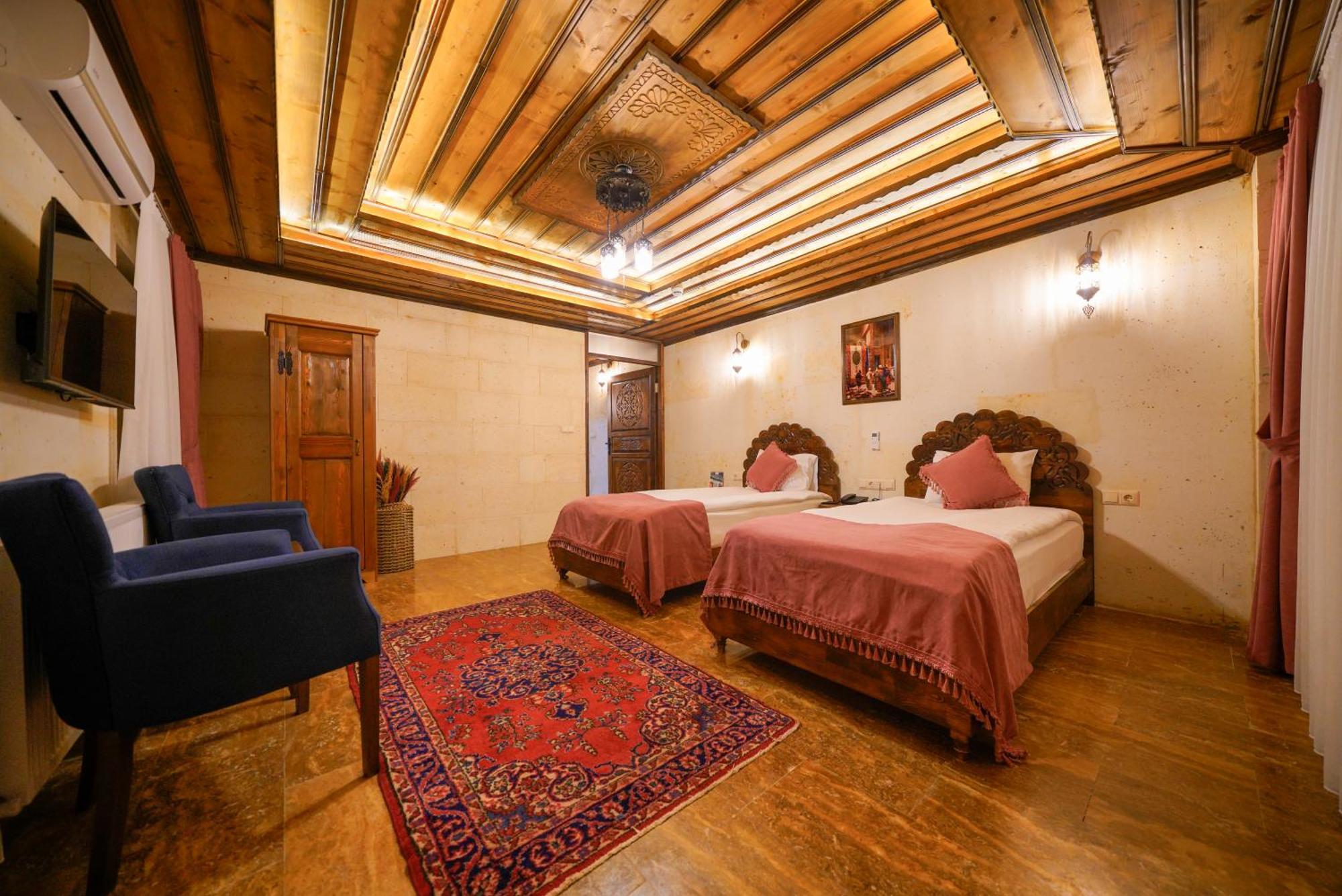 Garden Suites Hotel Cappadocia Гьореме Стая снимка
