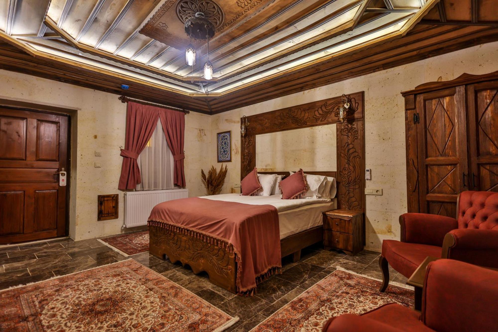 Garden Suites Hotel Cappadocia Гьореме Стая снимка